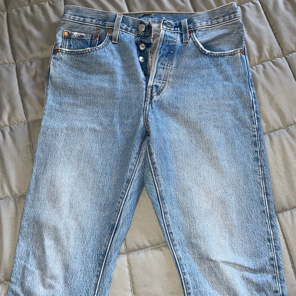 Levi’s 501 skinny light wash jeans - Picture 1 of 5